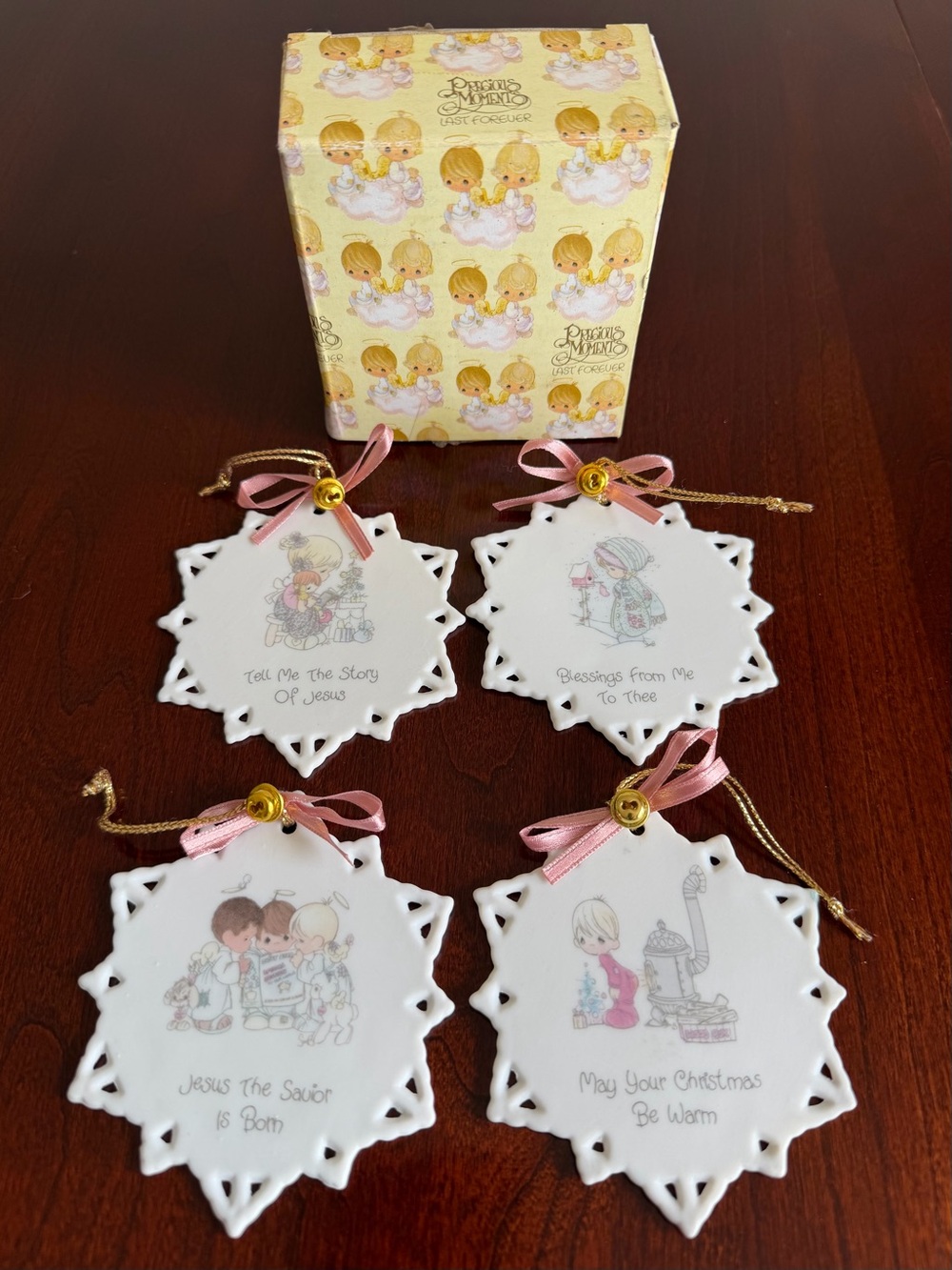 Vintage 1990 Precious Moments Enesco 4Pc Porcelain Snowflake Christmas Ornaments